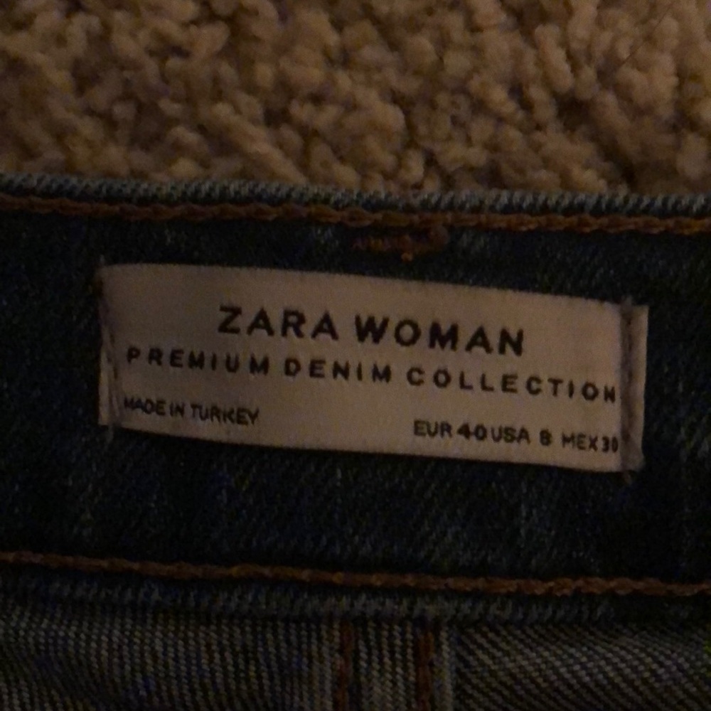 Zara Denim Women’s Pearl-Adorned Jeans - Picture 3 of 6